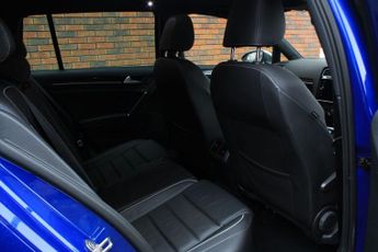 Volkswagen Golf 2.0 TSI BlueMotion Tech R DSG 4Motion Euro 6 (s/s) 5dr