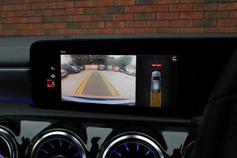 Mercedes-Benz A Class 1.3 A250e 15.6kWh AMG Line Edition (Executive) 8G-DCT Euro 6 (s/