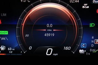 Mercedes-Benz A Class 1.3 A250e 15.6kWh AMG Line Edition (Executive) 8G-DCT Euro 6 (s/