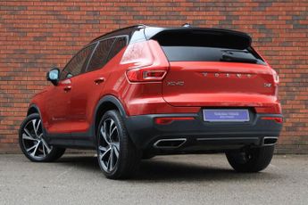 Volvo XC40 2.0 D4 R-Design Pro Auto AWD Euro 6 (s/s) 5dr