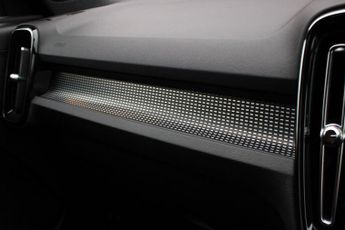 Volvo XC40 2.0 D4 R-Design Pro Auto AWD Euro 6 (s/s) 5dr