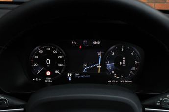 Volvo XC40 2.0 D4 R-Design Pro Auto AWD Euro 6 (s/s) 5dr