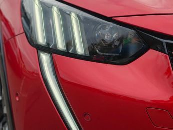 Peugeot e-208 50kWh GT Premium Auto 5dr