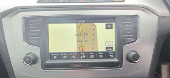 Volkswagen Passat 2.0 TDI SE Business 4dr DSG