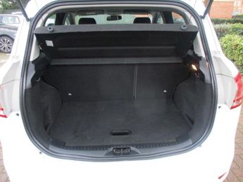 Ford B-MAX 1.6 Zetec 5dr Automatic Low Mileage SH Alloys Bluetooth