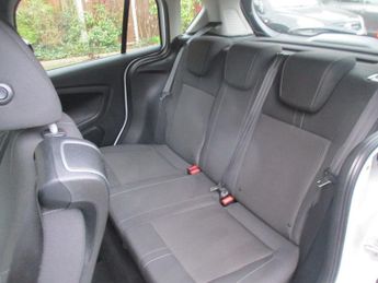 Ford B-MAX 1.6 Zetec 5dr Automatic Low Mileage SH Alloys Bluetooth