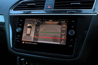 Volkswagen Tiguan 2.0 TDI R-Line DSG Euro 6 (s/s) 5dr