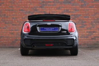 Mini Convertible 1.5 Cooper Auto Euro 6 (s/s) 2dr
