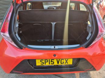 Toyota Aygo 1.0 VVT-i X-Cite 5dr x-shift
