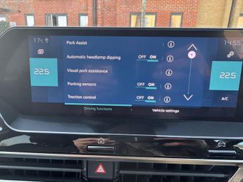 Citroen e-C4 50kWh Shine Plus Auto 5dr (7.4kW Charger)