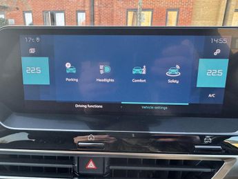 Citroen e-C4 50kWh Shine Plus Auto 5dr (7.4kW Charger)