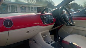 Volkswagen Up 1.0 High Up 3dr