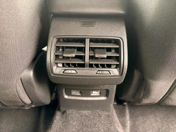 Citroen e-C4 50kWh C-Series Edition Auto 5dr (7.4kW Charger)