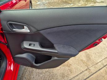 Honda Civic 1.8 i-VTEC ES 5dr Auto