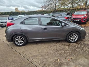 Honda Civic 1.8 i-VTEC ES 5dr Auto