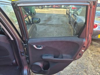 Honda Jazz 1.4 i-VTEC ES Plus 5dr CVT