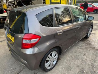 Honda Jazz 1.4 i-VTEC ES Plus 5dr CVT