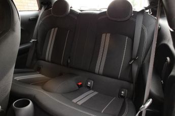Mini Hatchback 2.0 Cooper S Sport Steptronic Euro 6 (s/s) 3dr
