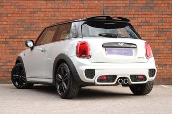 Mini Hatchback 2.0 Cooper S Sport Steptronic Euro 6 (s/s) 3dr