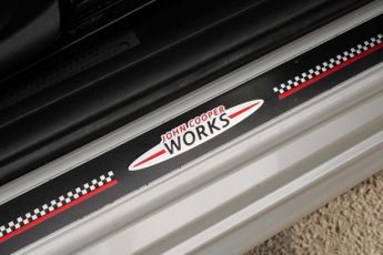 Mini Hatchback 2.0 Cooper S Sport Steptronic Euro 6 (s/s) 3dr