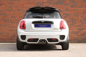 Mini Hatchback 2.0 Cooper S Sport Steptronic Euro 6 (s/s) 3dr