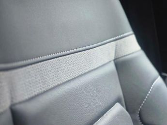 Citroen e-C4 50kWh Shine Plus Auto 5dr (7.4kW Charger)