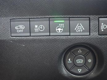 Citroen e-C4 50kWh Shine Plus Auto 5dr (7.4kW Charger)