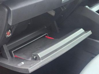 Citroen e-C4 50kWh Shine Plus Auto 5dr (7.4kW Charger)