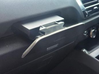 Citroen e-C4 50kWh Shine Plus Auto 5dr (7.4kW Charger)