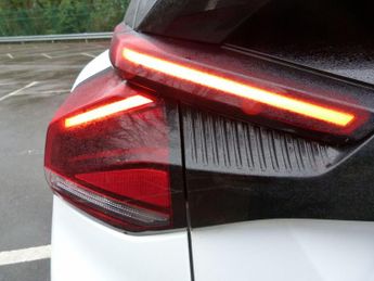 Citroen e-C4 50kWh Shine Plus Auto 5dr (7.4kW Charger)