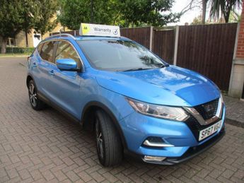 Nissan Qashqai 1.2 DiG-T N-Connecta 5dr FSH Satnav Bluetooth