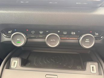 Citroen C4 1.2 PureTech Shine Plus EAT8 Euro 6 (s/s) 5dr