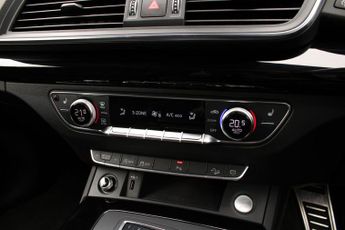 Audi Q5 2.0 TDI 40 Black Edition S Tronic quattro Euro 6 (s/s) 5dr