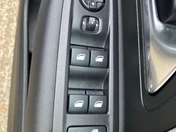 Citroen e-C4 50kWh e-series Auto 5dr (7.4kW Charger)