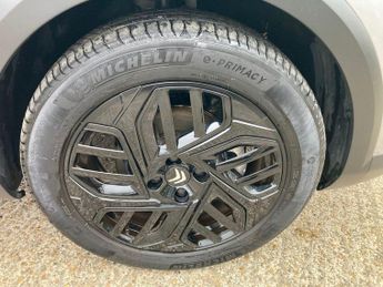 Citroen e-C4 50kWh e-series Auto 5dr (7.4kW Charger)