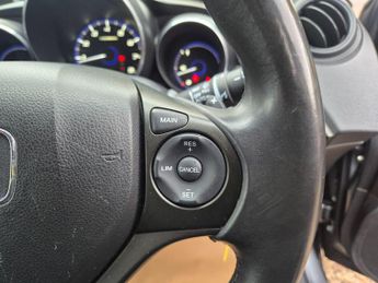 Honda Civic 1.8 i-VTEC ES 5dr Auto