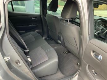 Nissan Leaf 110kW Acenta 40kWh 5dr Auto [6.6kw Charger]