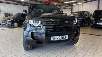 Land Rover Defender 3.0 D250 X-Dynamic SE 90 3dr Auto