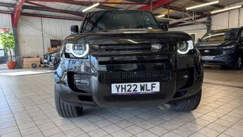 Land Rover Defender 3.0 D250 X-Dynamic SE 90 3dr Auto