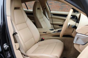 Porsche Panamera 3.0D V6 TiptronicS Euro 5 (s/s) 5dr