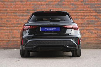 Audi A3 1.5 TFSI 35 Black Edition Sportback S Tronic Euro 6 (s/s) 5dr