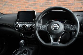Nissan Juke 1.6 Hybrid N-Connecta 5dr Auto