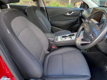 Hyundai KONA 100kW SE Connect 39kWh 5dr Auto