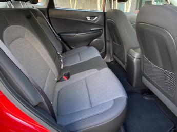 Hyundai KONA 100kW SE Connect 39kWh 5dr Auto