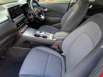 Hyundai KONA 100kW SE Connect 39kWh 5dr Auto