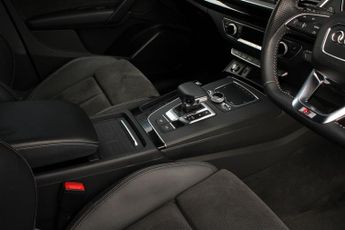 Audi Q5 2.0 TDI 40 Black Edition S Tronic quattro Euro 6 (s/s) 5dr