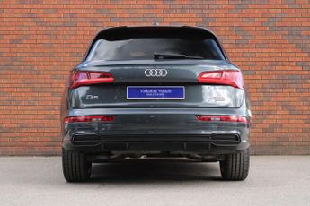 Audi Q5 2.0 TDI 40 Black Edition S Tronic quattro Euro 6 (s/s) 5dr