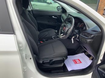 Fiat Tipo 1.4 Easy 5dr
