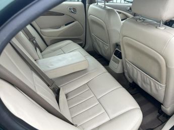 Jaguar S-Type 4.2 V8 SE 4dr Auto
