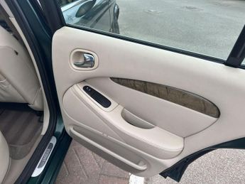 Jaguar S-Type 4.2 V8 SE 4dr Auto